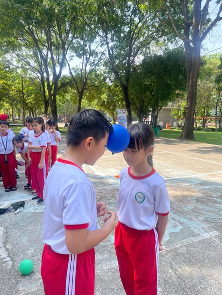 TO GROW UP – CENTRAL TRIVERS
