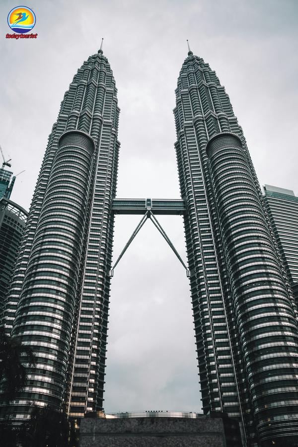 Tháp đôi Petronas tại Kuala Lumpur. – TodayTourist