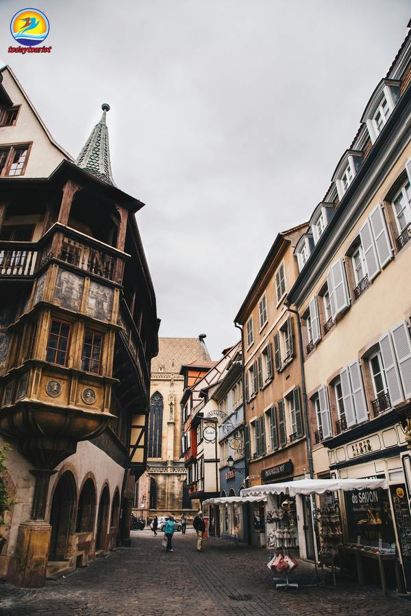 Những dãy nhà cổ trong phố Colmar. – TodayTourist