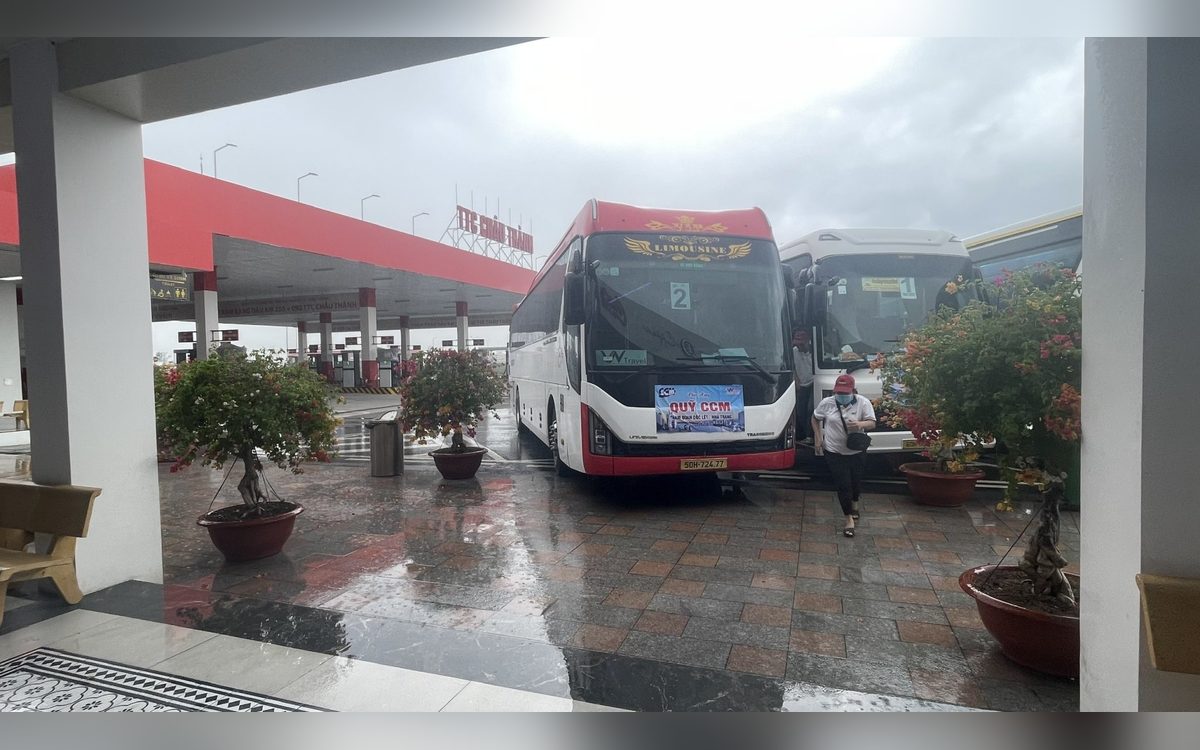 Thuê xe 29 chỗ có tài xế theo lịch trình riêng