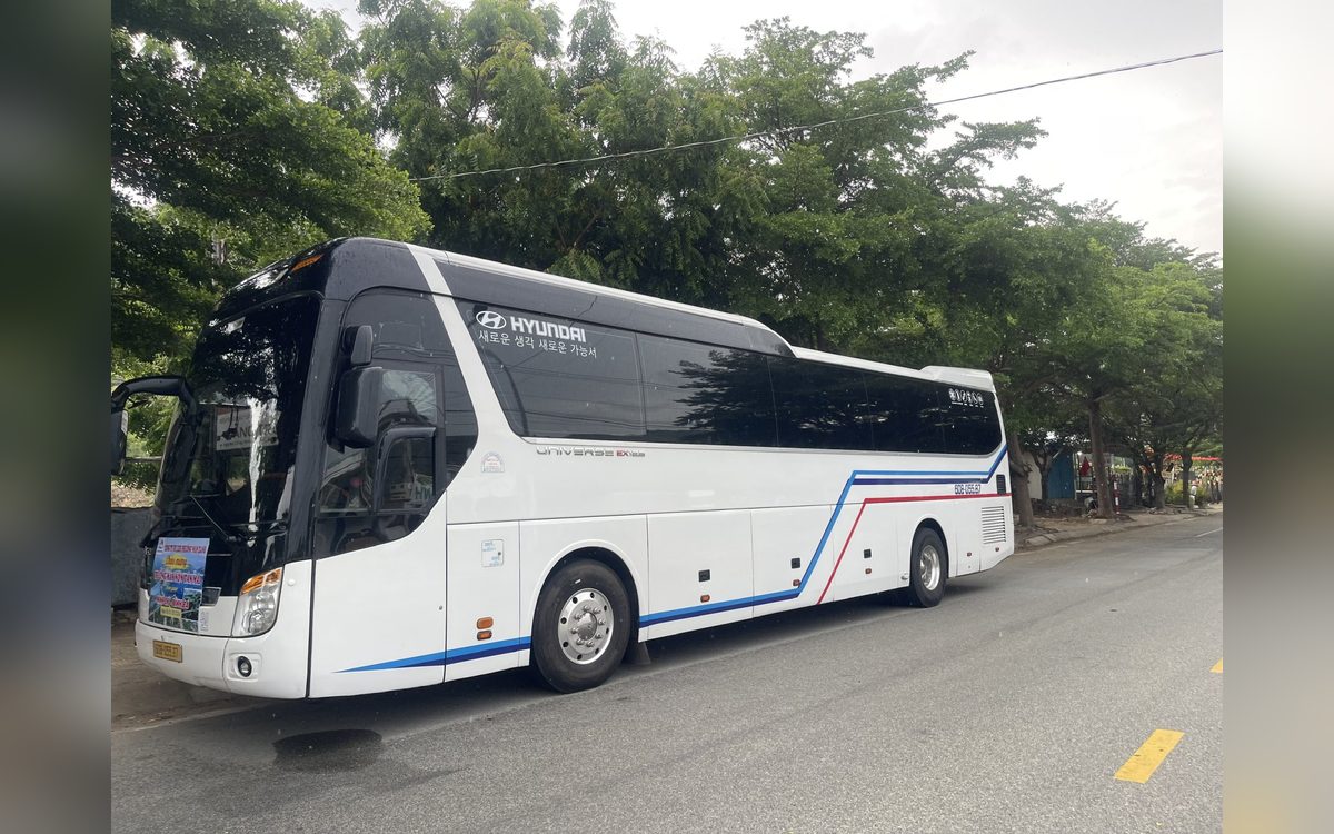 Thuê xe đi Cha Diệp, nhà thờ Tắc Sậy